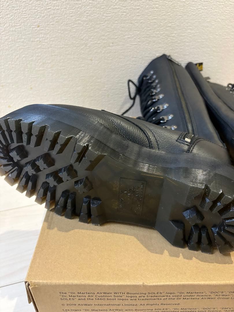 ⭐︎新品未使用⭐︎ドクターマーチンブラックロング編み上げブーツ厚底サイドジッパー付き