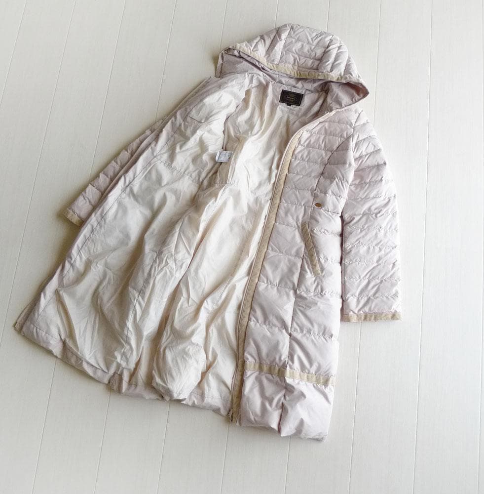 ■専用■美品 トッカ TOCCA 5,7万円 ベルベットダウンコート CC12