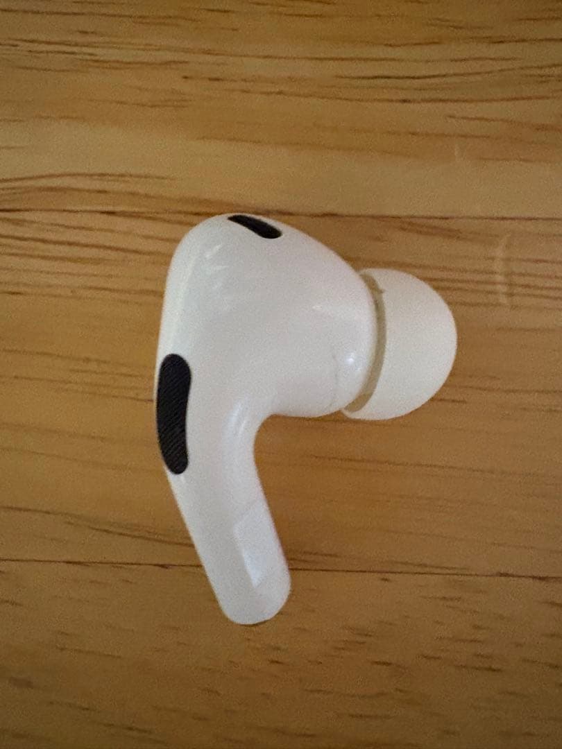 Airpods Pro 第2世代　USB-C 右耳　右イヤホン