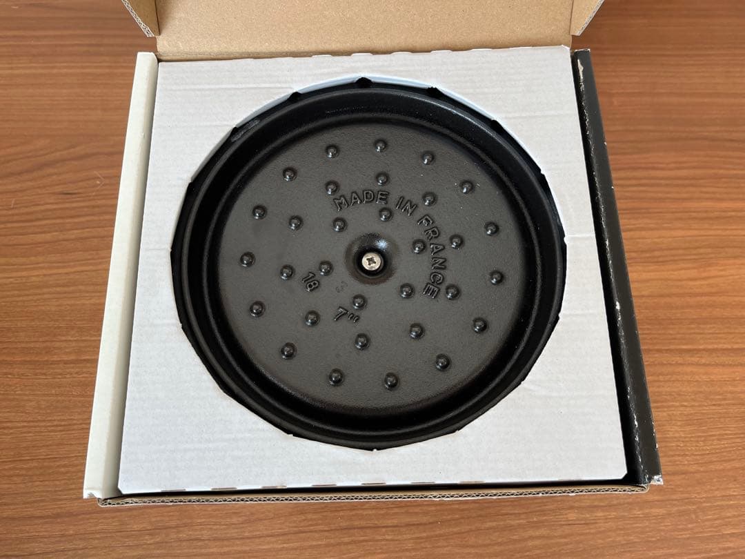 【STAUB】ピコ・ココット ラウンドチェリー/18㎝