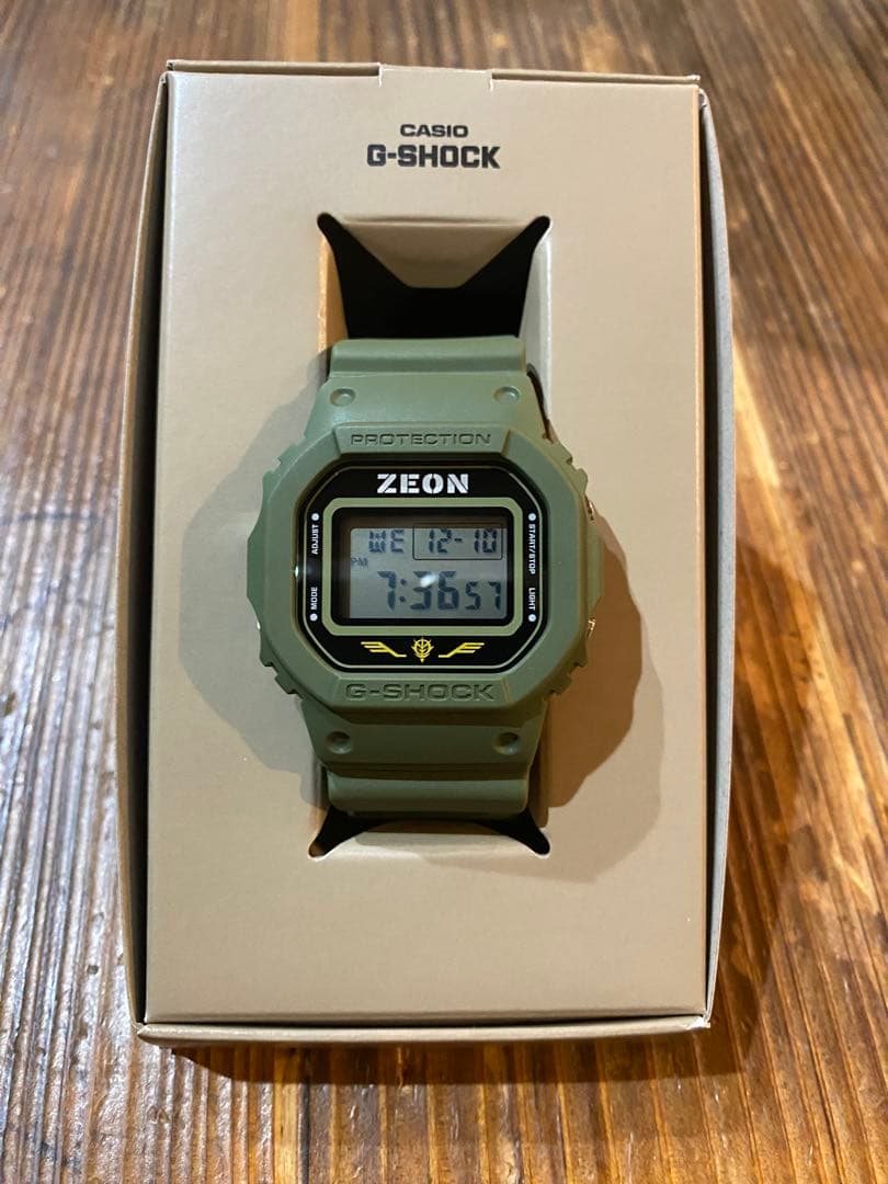 CASIO G-SHOCK ZEON オリーブグリーン