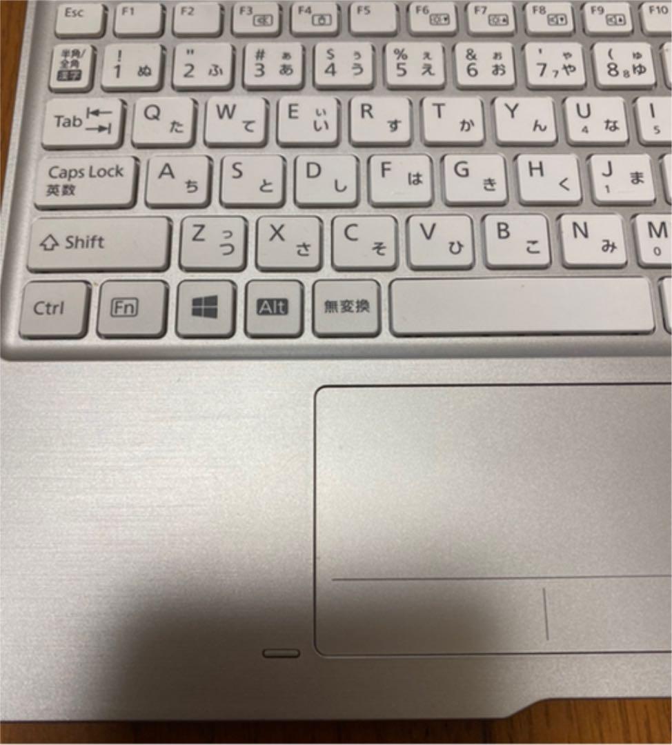 富士通　ARROWS Tab Q584/K