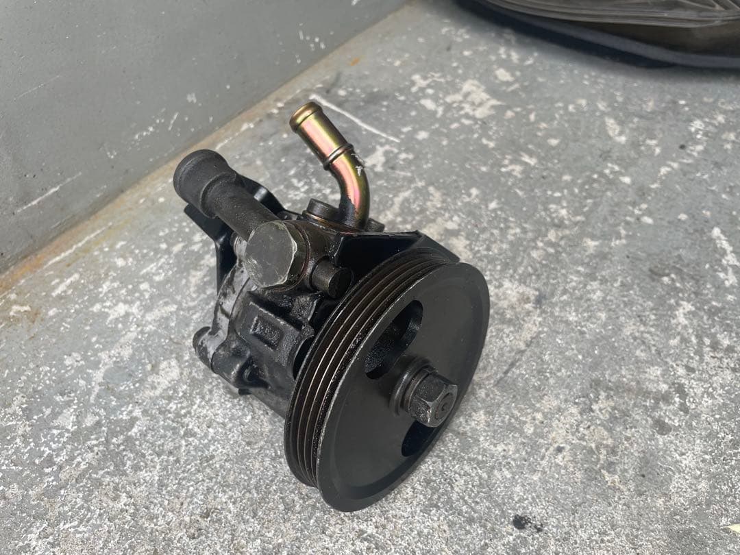 (R)PS13 180SXで使用　シルビア　パワステポンプ　実働品　SR20