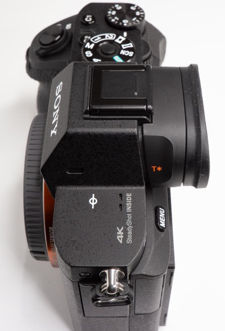 SONY・α７RⅡ・ボディ★動作順調で使用感少★純正バッテリー２個など付属