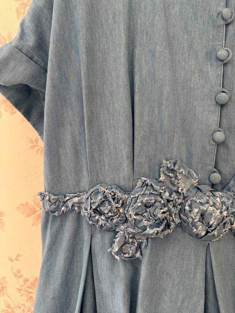 インゲボルグ　フラワーモチーフワンピース　明日1/31迄の出品‼️