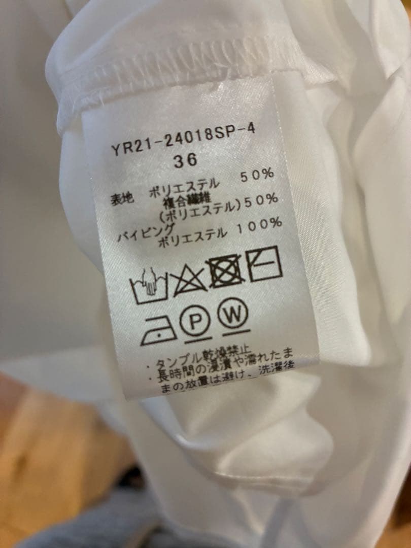 yori たっぷりスカラップブラウス 36