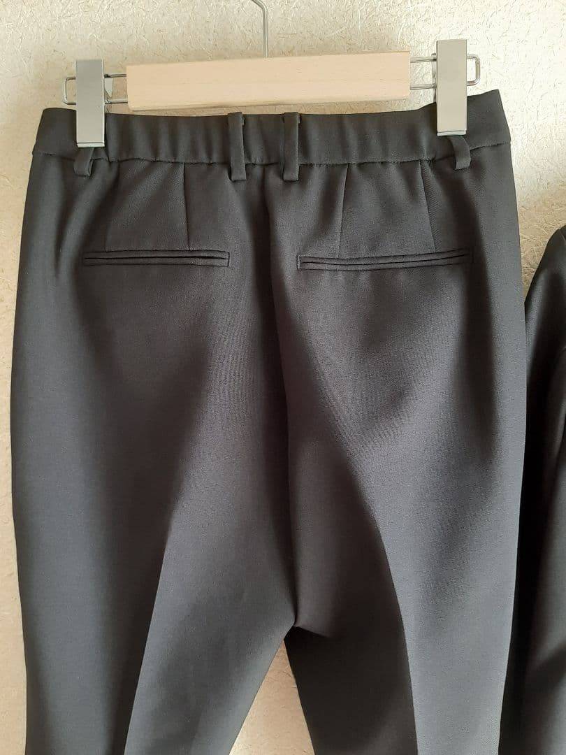 PLST プレミアムオックスカラーレスジャケット&テーパードパンツ黒セットアップ