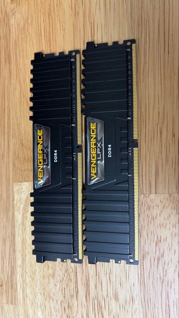 メモリー Corsair VengeanceLPX DDR4 3200MHz 16GBx2