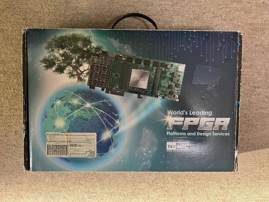 組込型コンプレックスロジック（FPGA、CPLD）評価ボード