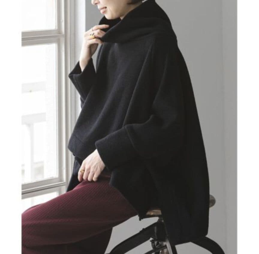 【新品】 コグザビッグスモーク ISABELLA ROLL NECK TOP