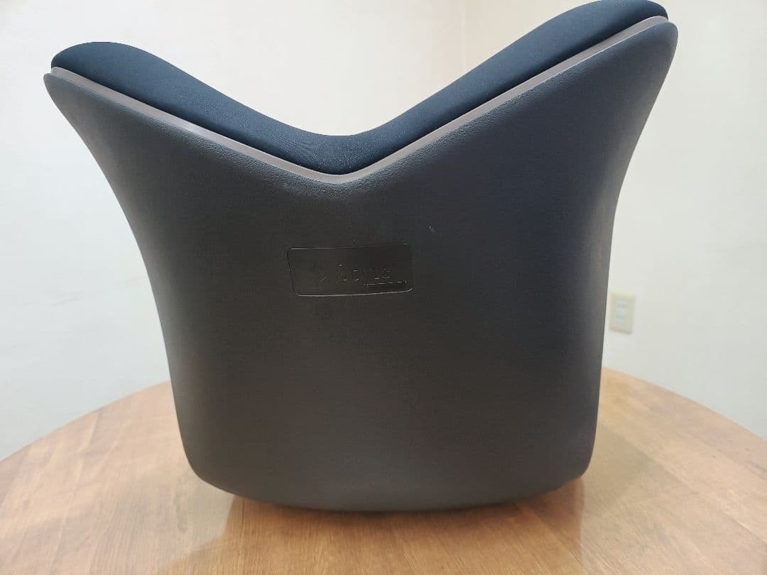 【美品】スタイルプレミアム MTG 骨盤クッション姿勢サポート ブラック