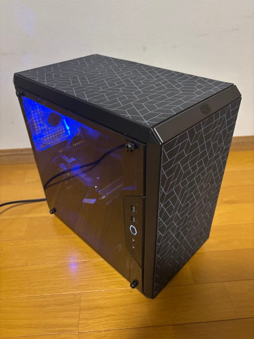 週末値下げ！うっすら青光り！自作ゲーミングPC！新品M.2SSDで快適です！