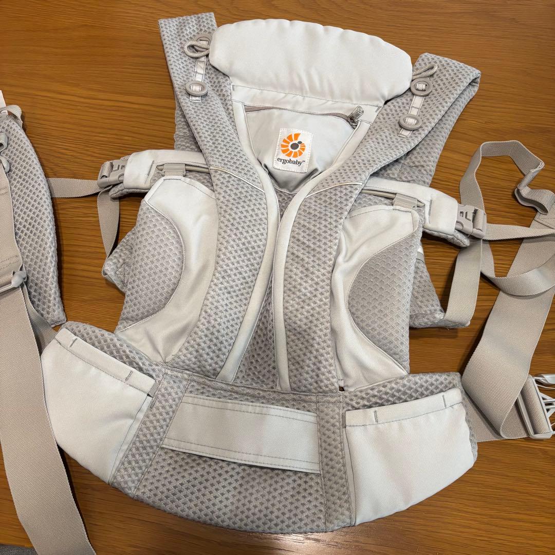 エルゴベビー　オムニブリーズ　日本正規品