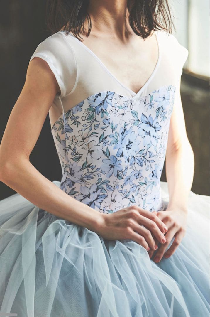 新品未使用 stina スティナ レオタード サイズS