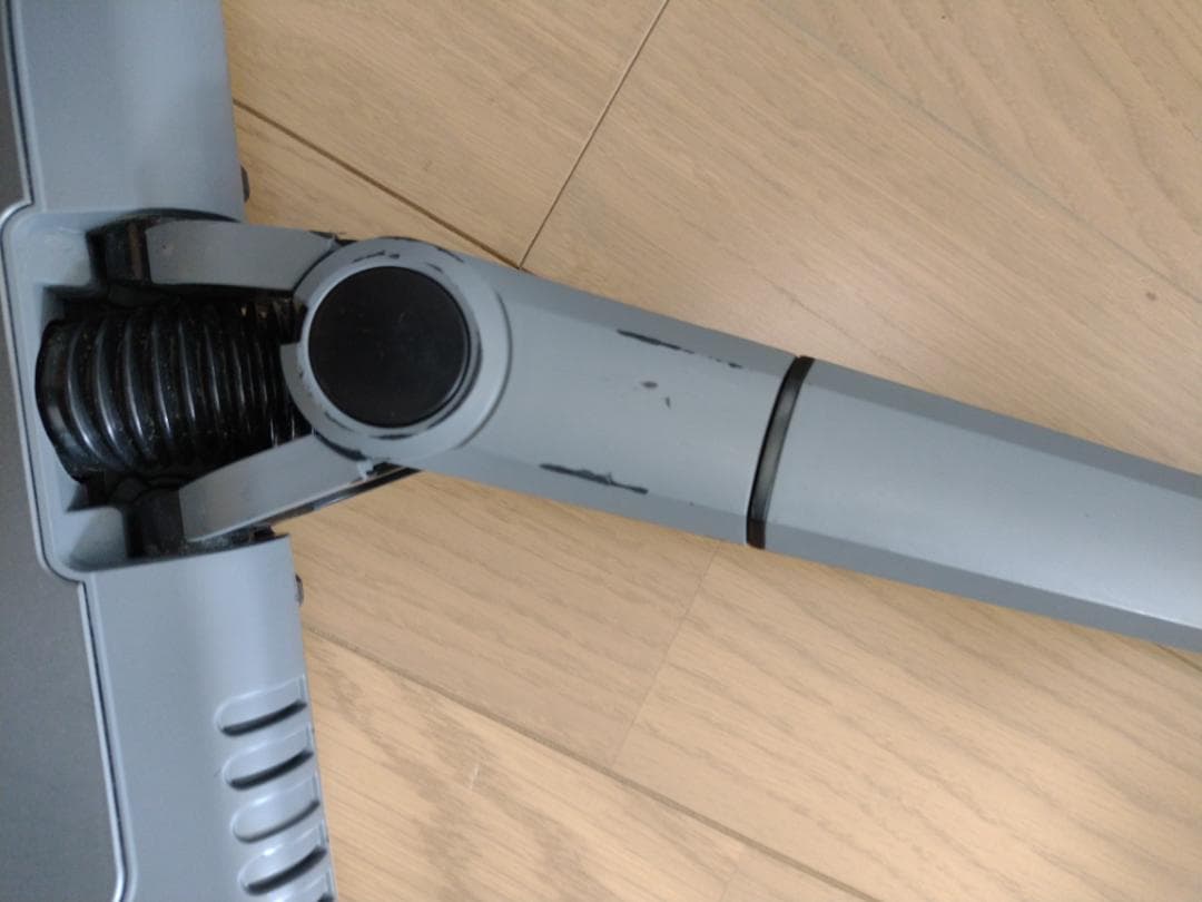 シャーク★コードレスクリーナー★CS100JGR★バッテリー新品と大差なし