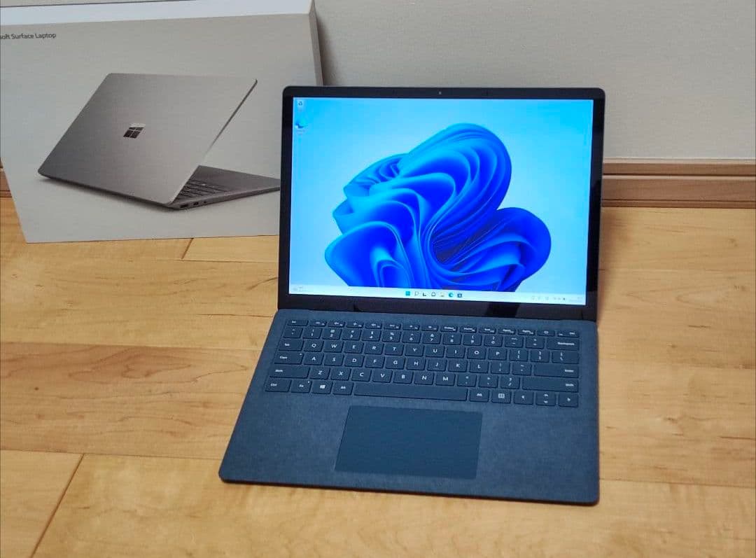 【値段交渉可】Surface Laptop 3 Core i7 16GB US
