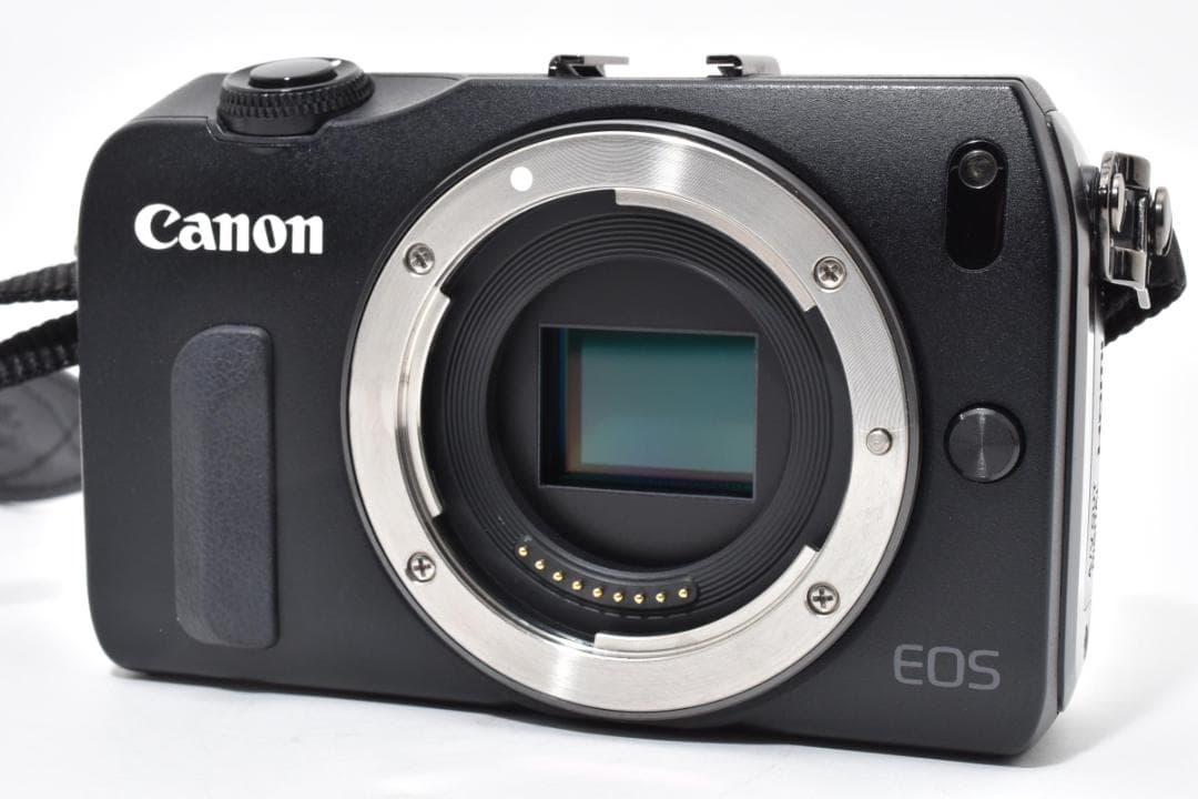 ★超美品★キャノン EOS M ボディ 90EX付き #21049