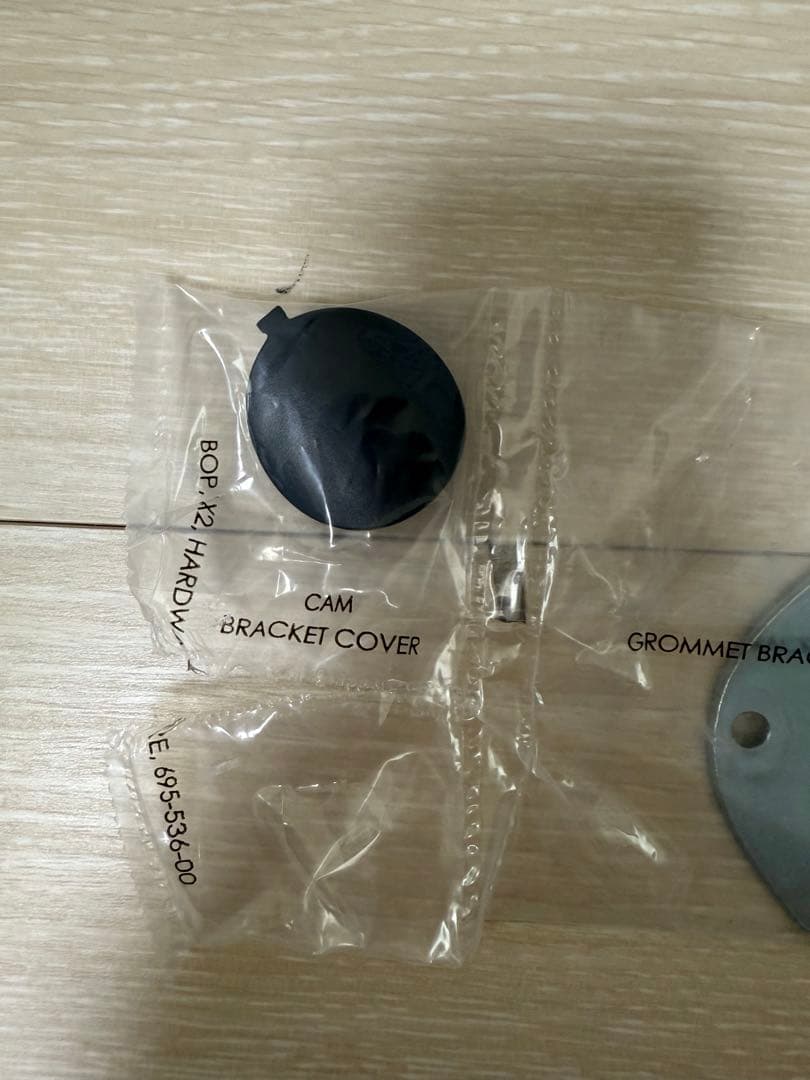 新品同様　エルゴトロンLX モニターアーム　マットブラック　34インチまで対応