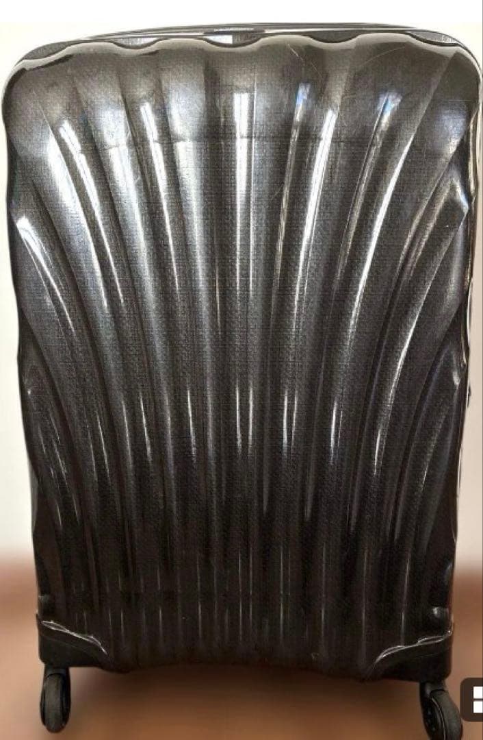 サムソナイトブランド キャリーケース ブラック６８ℓ超軽量【値下げ】