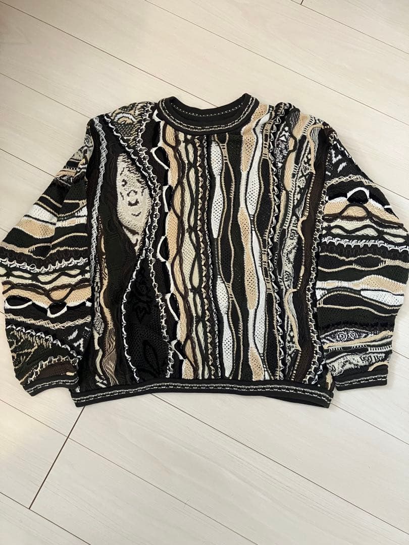 クージー　3D立体編み込みニット セーター