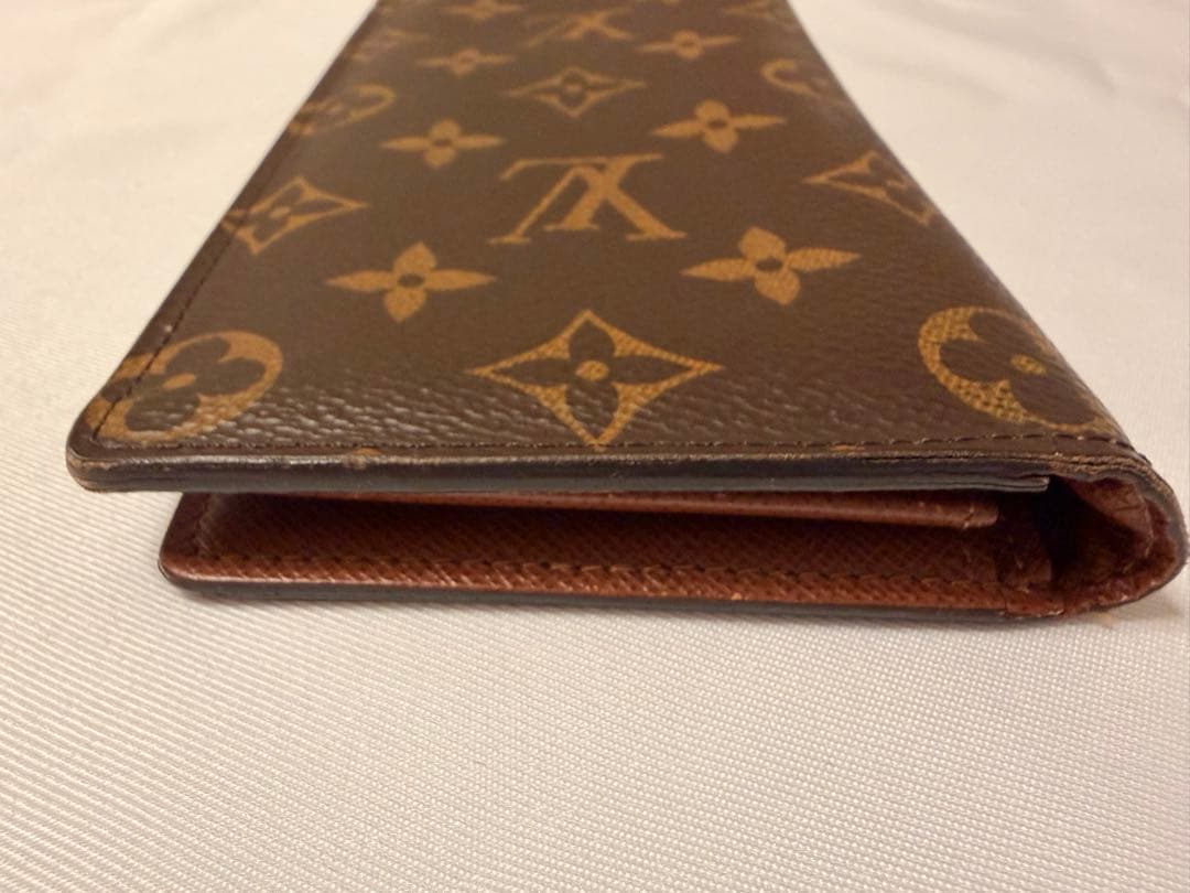 LOUIS VITTON 二つ折り長財布