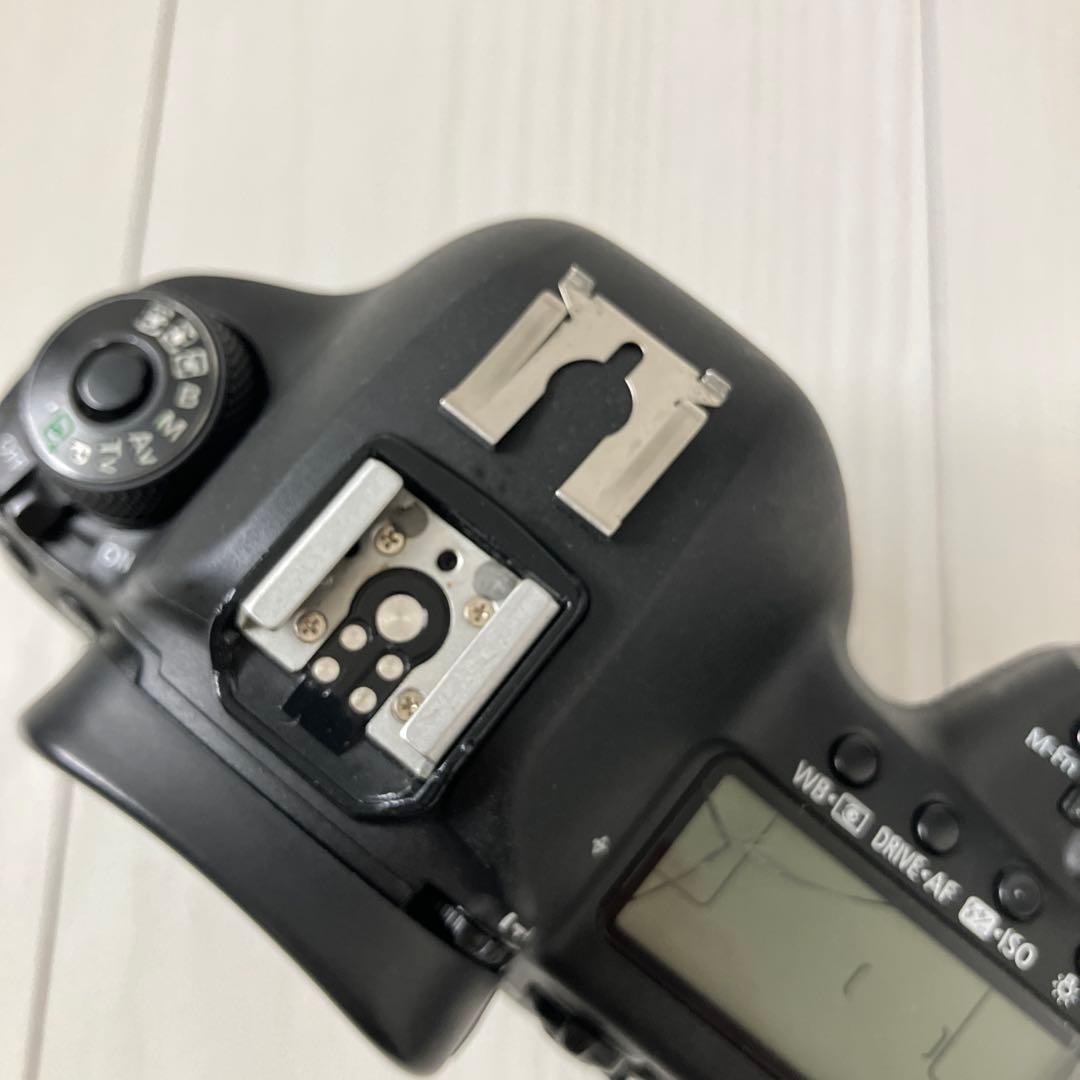 じ*た様 Canon EOS 5D Mark IV