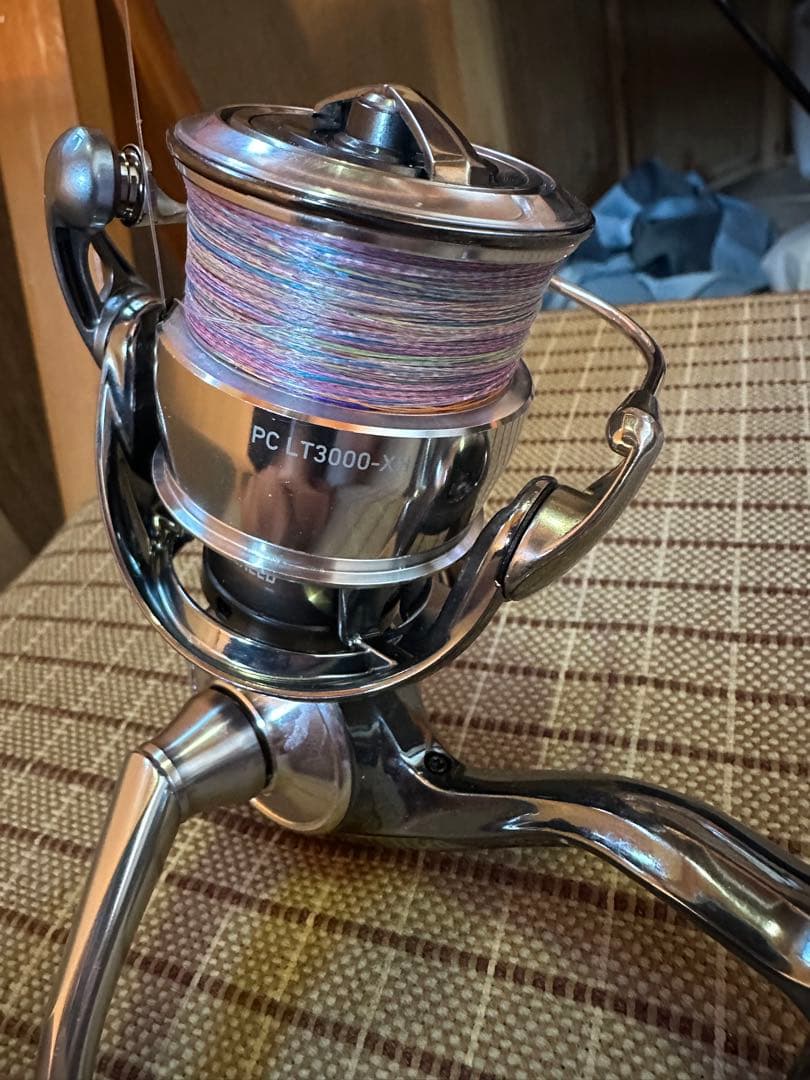 Daiwa 22イグジスト PC LT3000-XH