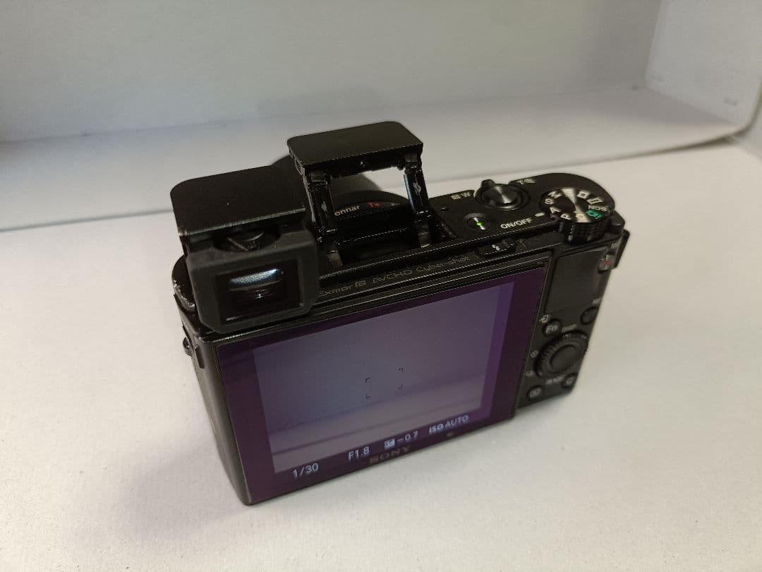 【中古】SONY rx100 m3　動作品　純正グリップ装着　作例あり