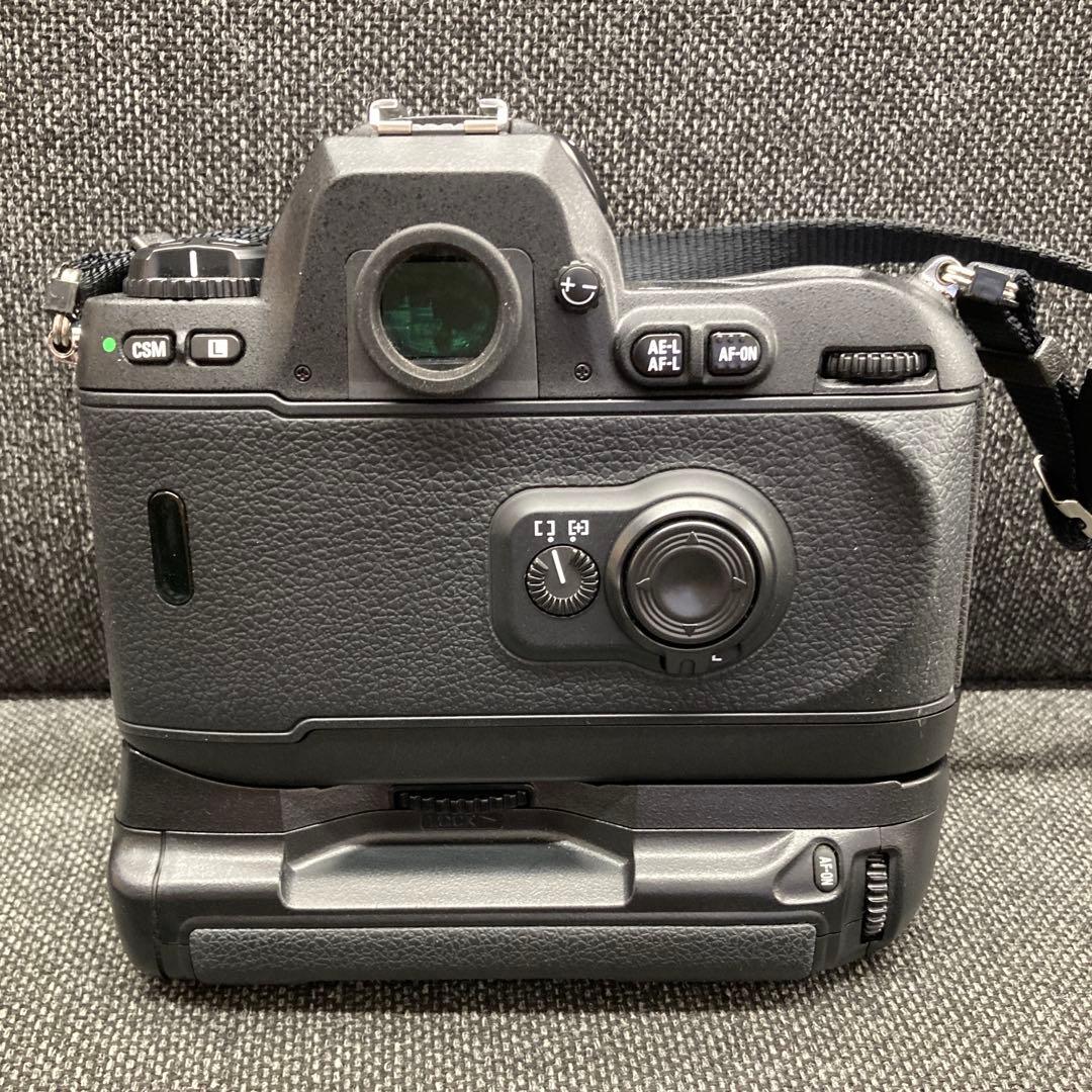 Nikon F100 一眼レフ フィルムカメラ 動作確認済 Fマウント