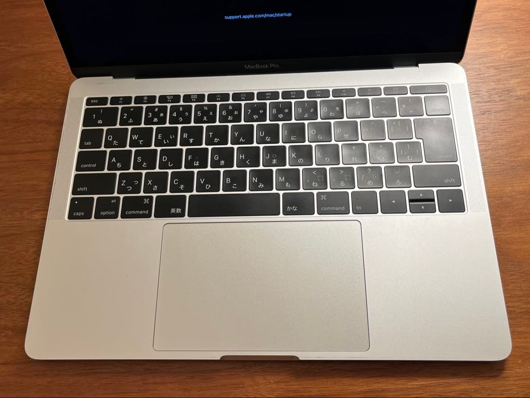 S*e様 【ジャンク品】Apple MacBook Pro シルバー 充電器付き