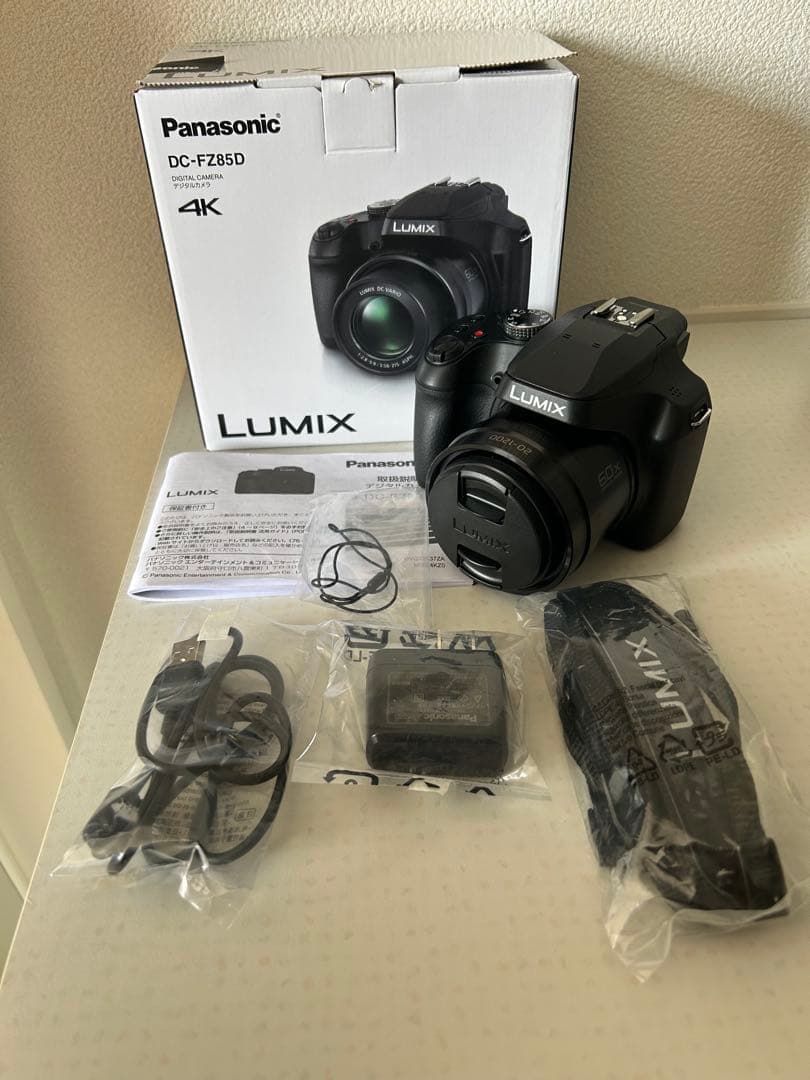 【未使用品】Panasonic LUMIX DC-FZ85D デジカメ