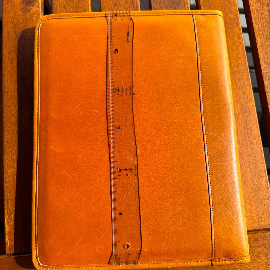 g*y様 新品未使用、自宅保管COACH A4版　レザー ノートパッドブラウン