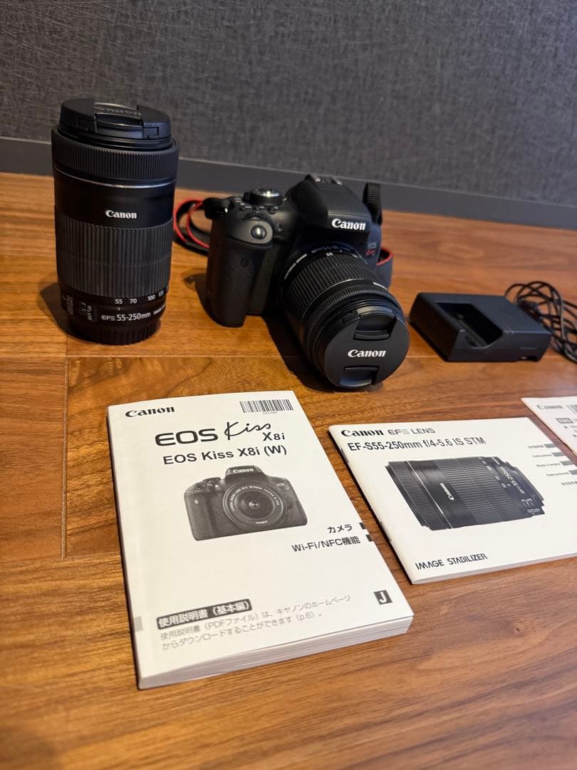 Canon EOS Kiss X8i キャノン デジタル一眼レフダブルレンズ