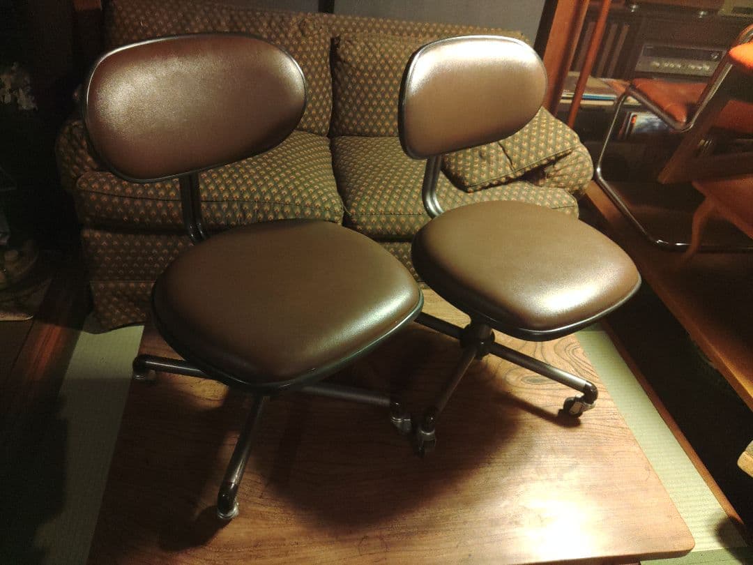 希少　イトーキ　ITOKI ２脚　インダストリアル　スペースエイジ　ポストモダン