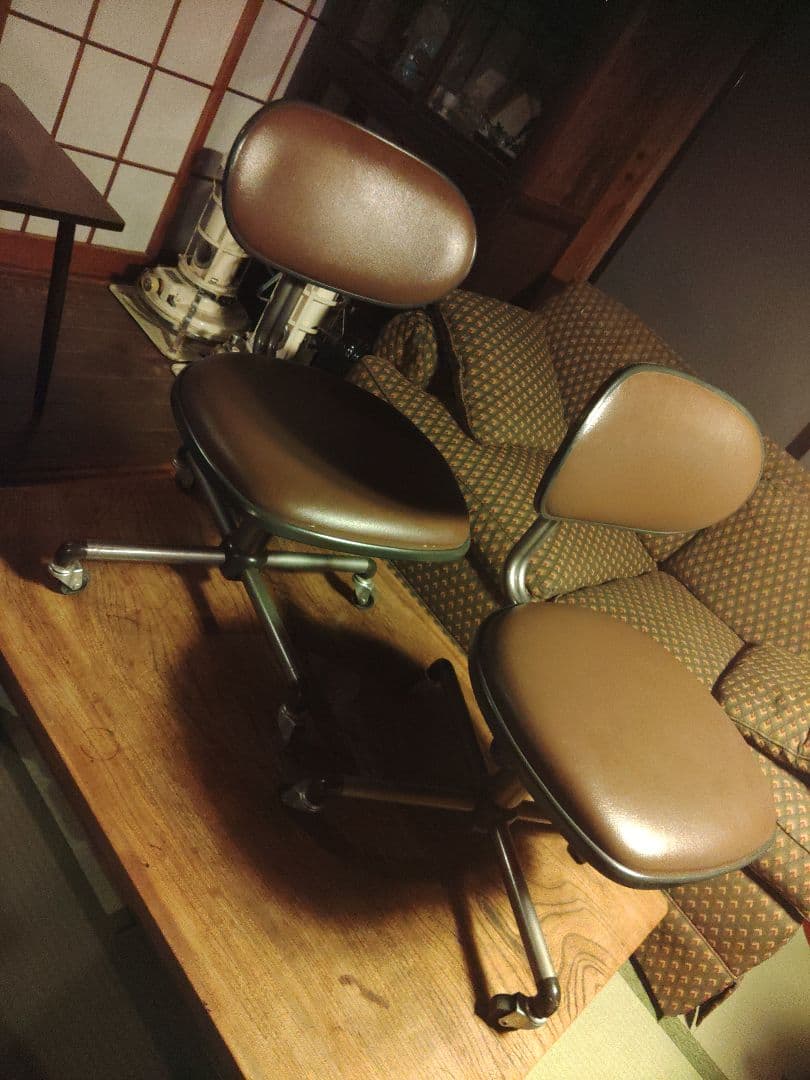 希少　イトーキ　ITOKI ２脚　インダストリアル　スペースエイジ　ポストモダン