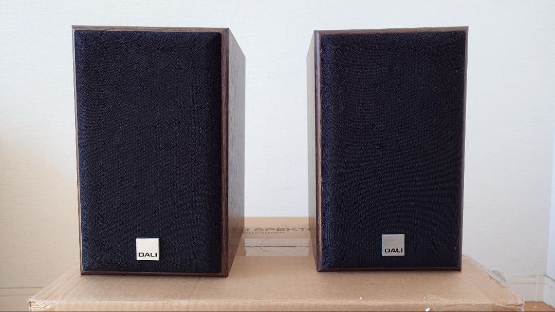 DALI SPEKTOR1 ウォールナット ブックシェルフスピーカー ペア