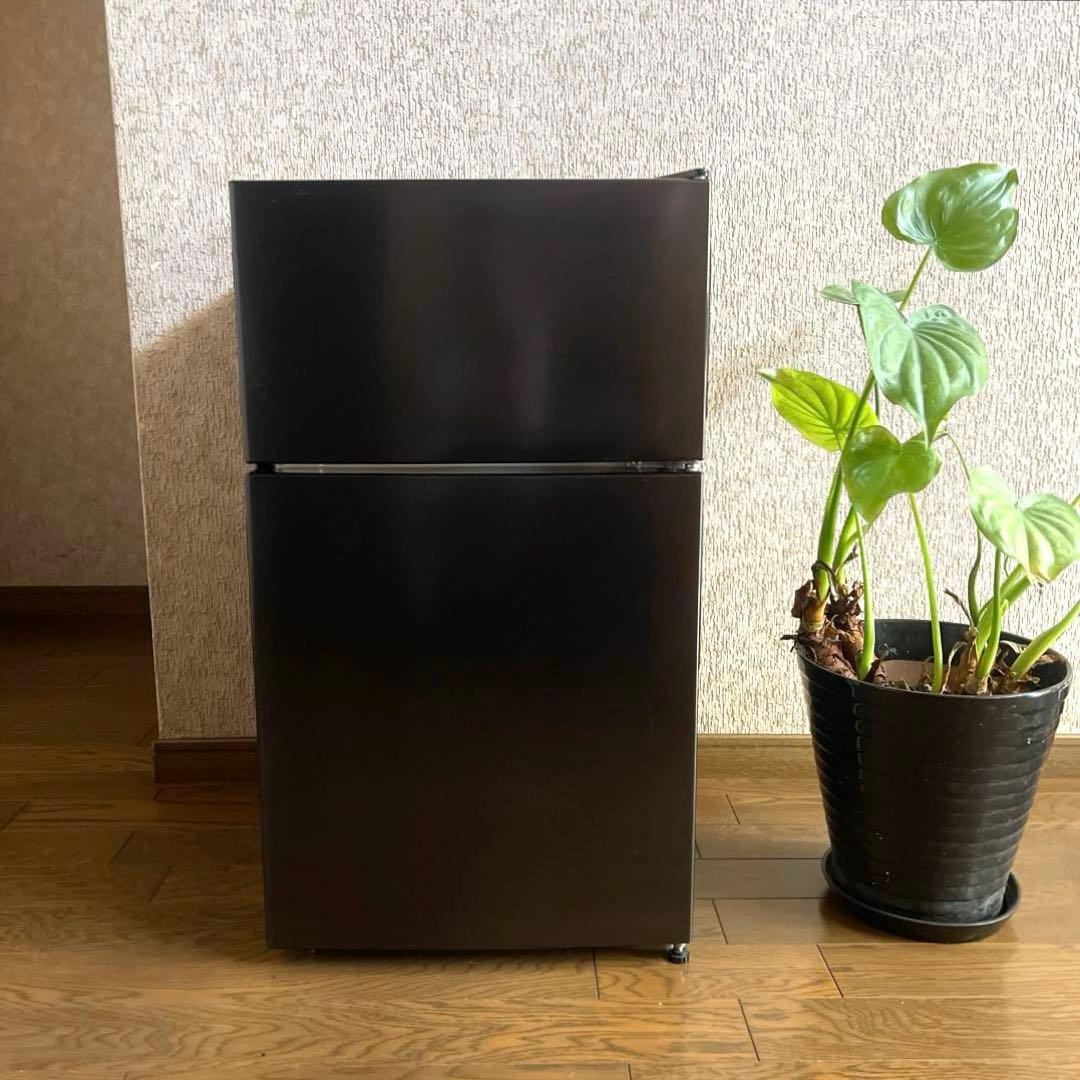 【新品未使用】冷蔵庫 87L MAXZEN マクスゼン 小型 2ドア ガンメタ