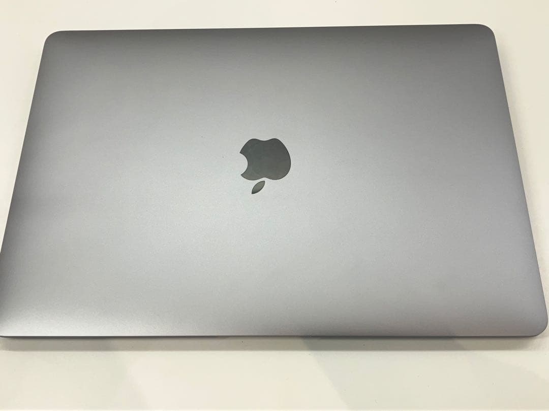 【美品】MacBook Air (M1,2020) 充放電24回バッテリー99%