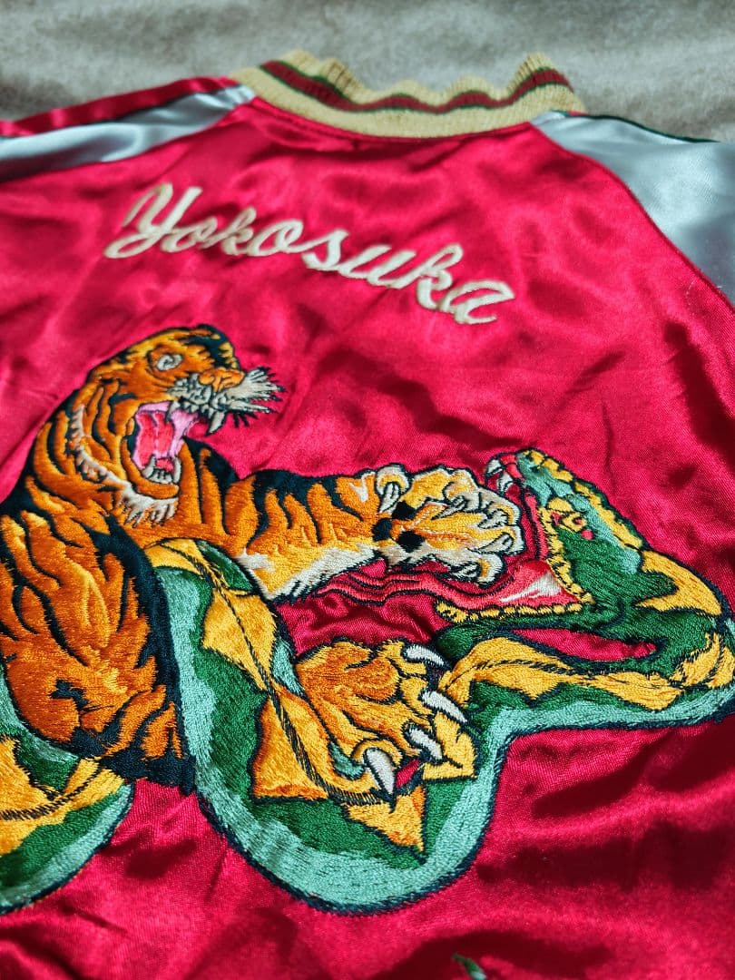 テーラー東洋 スカジャン 2面用 日本限定 虎 蛇 unisex サテン