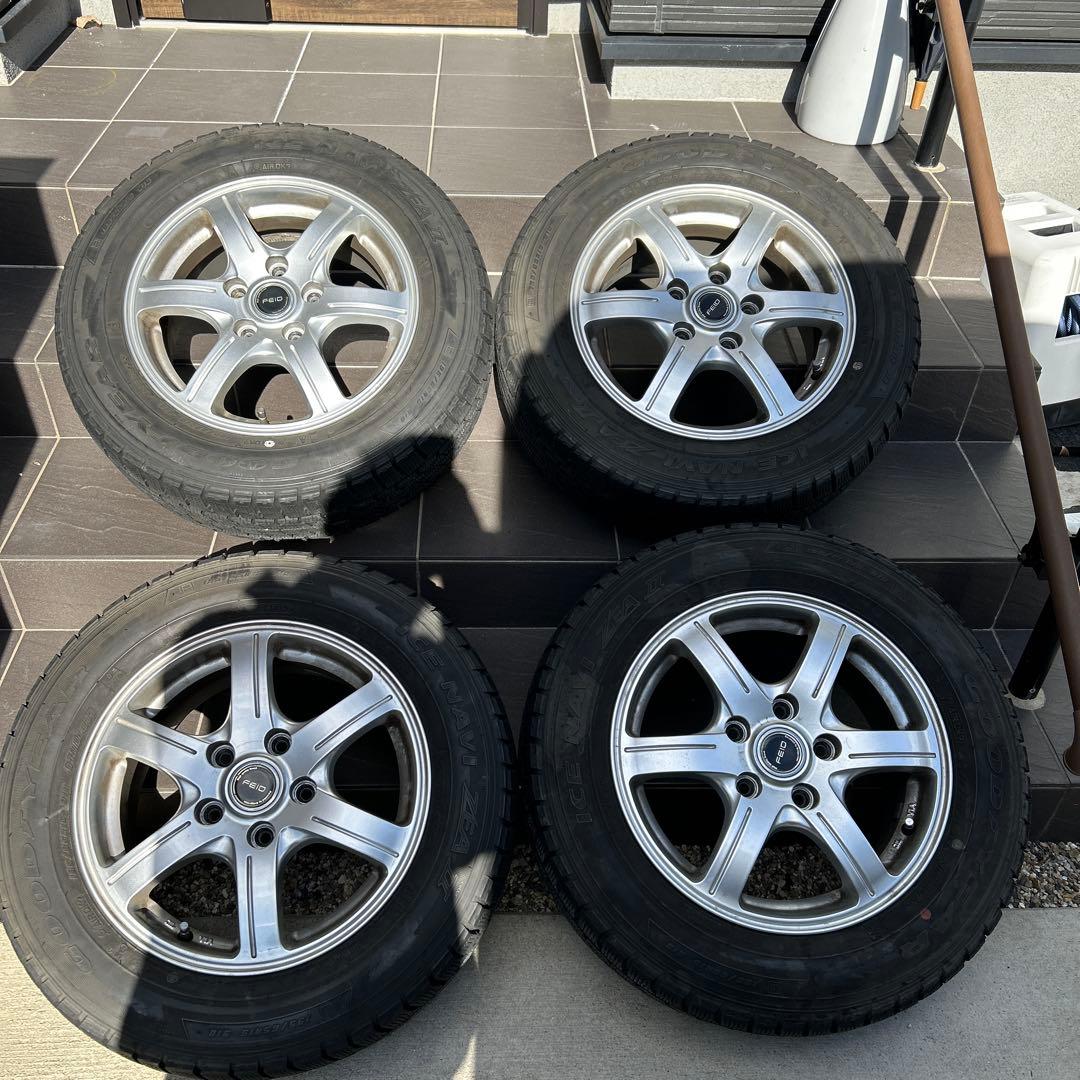 ブリヂストン スタッドレスタイヤ　ホイールセット 4本セット 15インチ