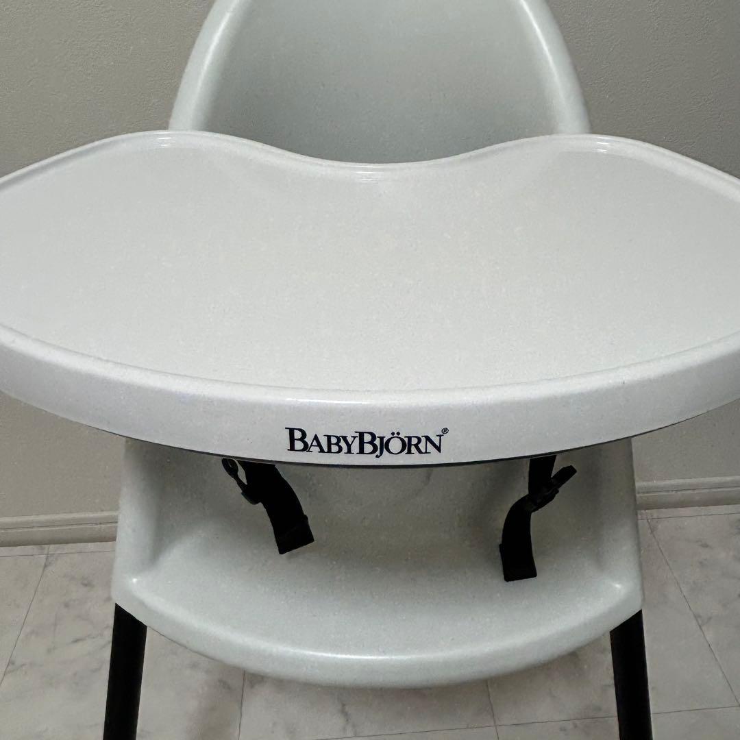 BabyBjornベビービョルン ハイチェア ハーネス付き