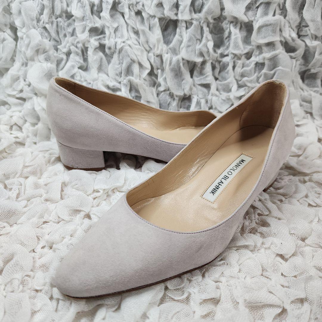 sumirelifeマノロブラニク リストニー スエード チャンキーヒール