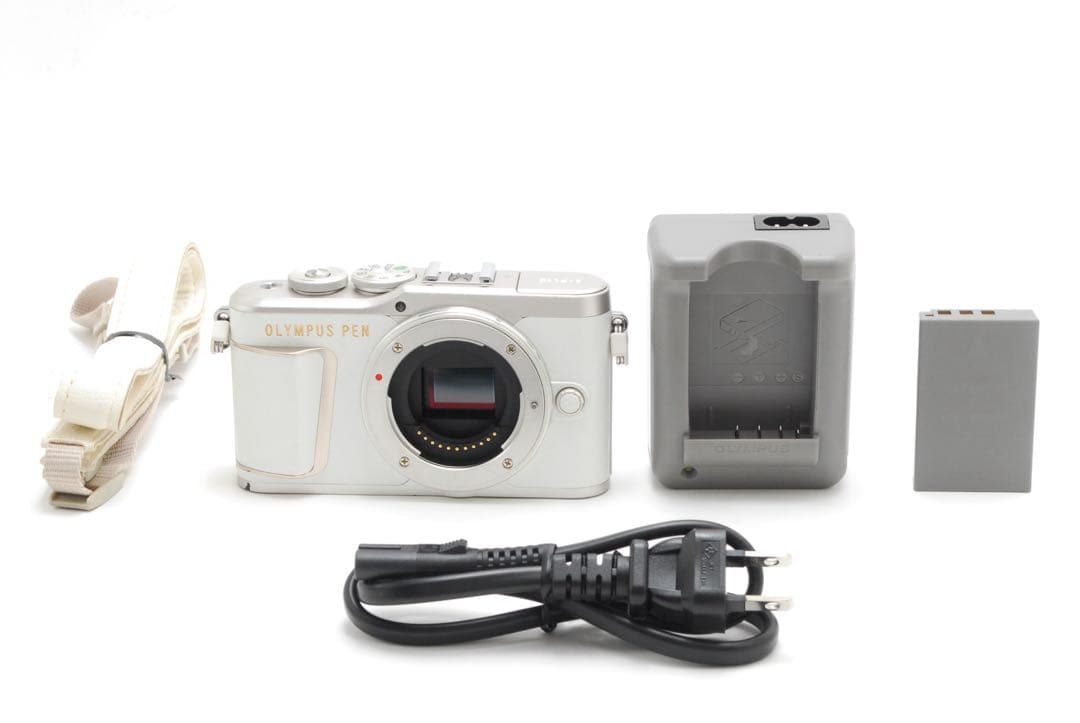 ✨極美品✨オリンパス E-PL10 ボディ❤️ショット数わずか3,601回！