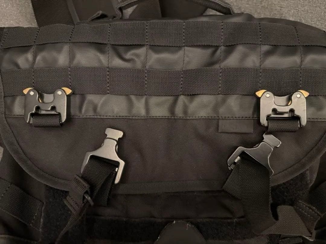 バッグ NXL MESSENGER S TECH LINE BLACK