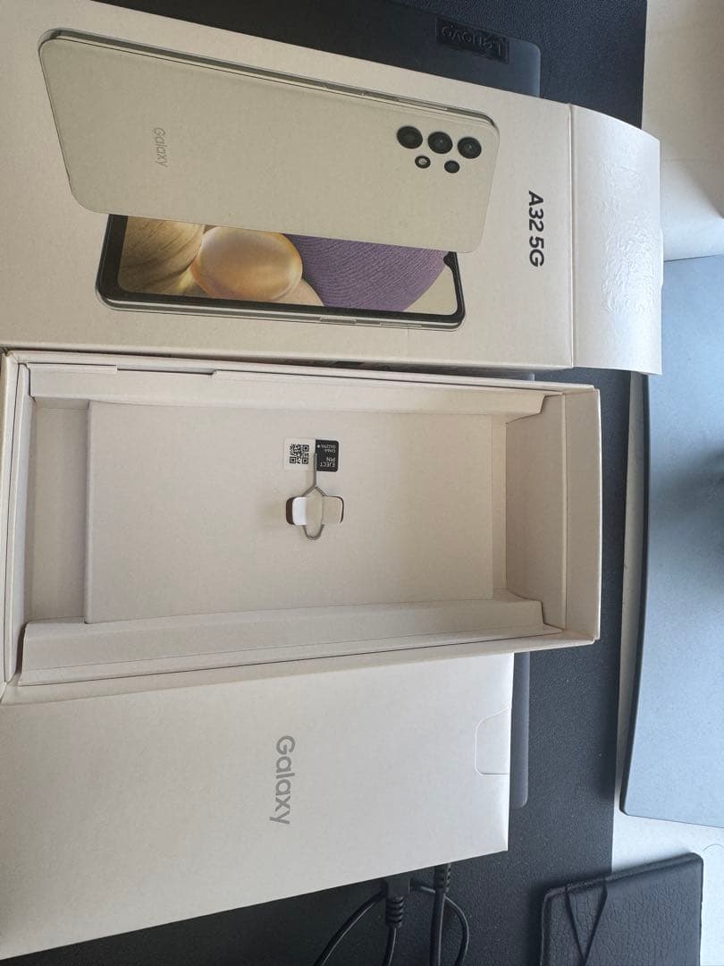 スマートフォン本体 Samsung Galaxy A32 5G 64GB Awesome White