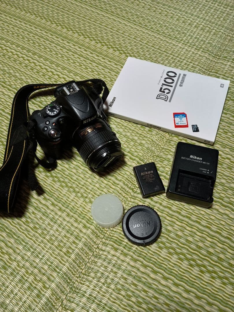 Nikon D5100 デジタル一眼レフカメラ　訳あり