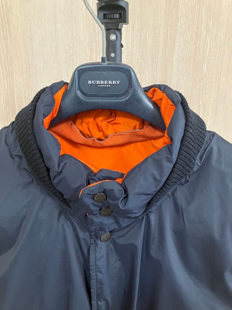 バーバリー　メンズ　Lサイズ　ダウンベスト　リバーシブル 新品 定価10万円超え