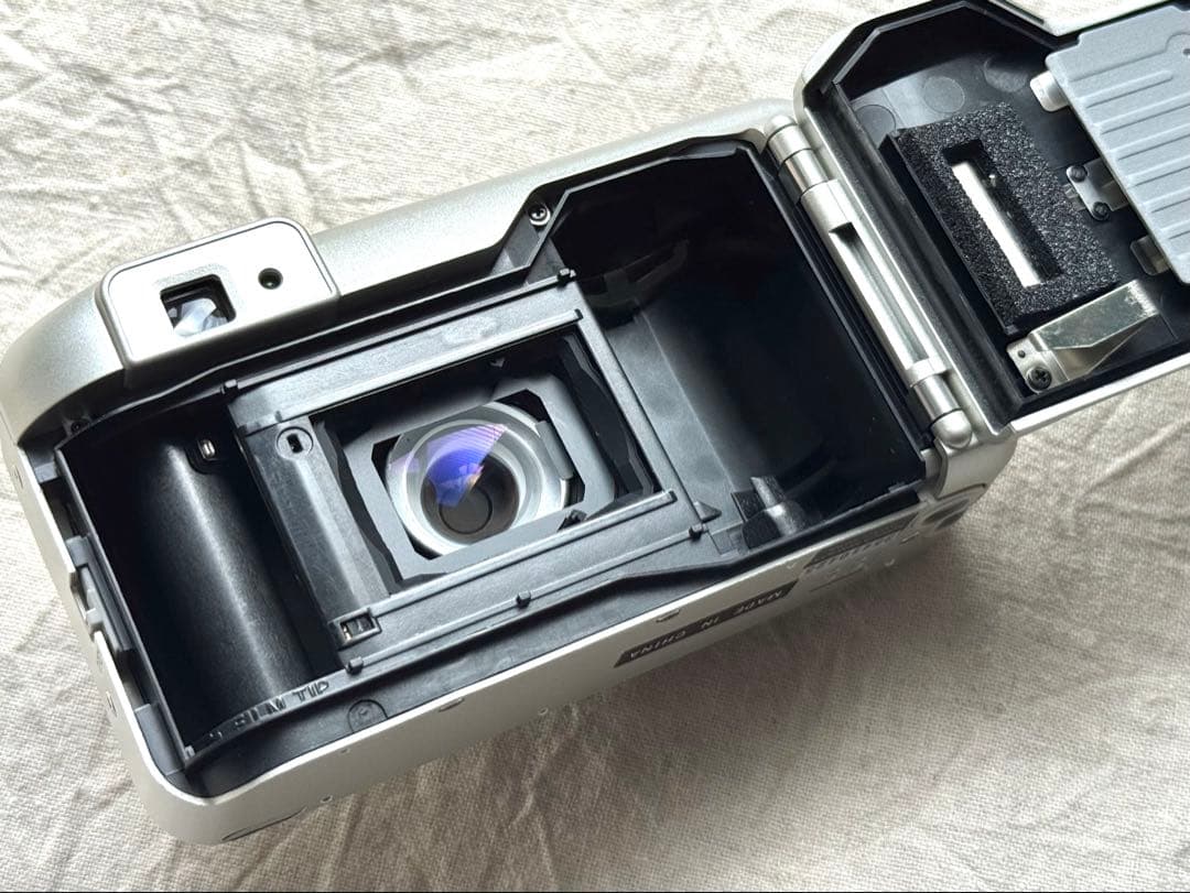 ⌘完動品！ 電池付き、作例あり！ MINOLTA 110 ZOOM DATE⌘