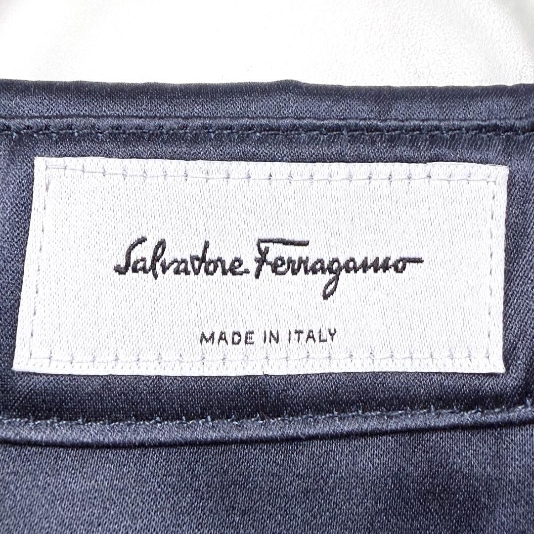 現行✨サルヴァトーレフェラガモ シルクブラウス シャツ 金ボタン