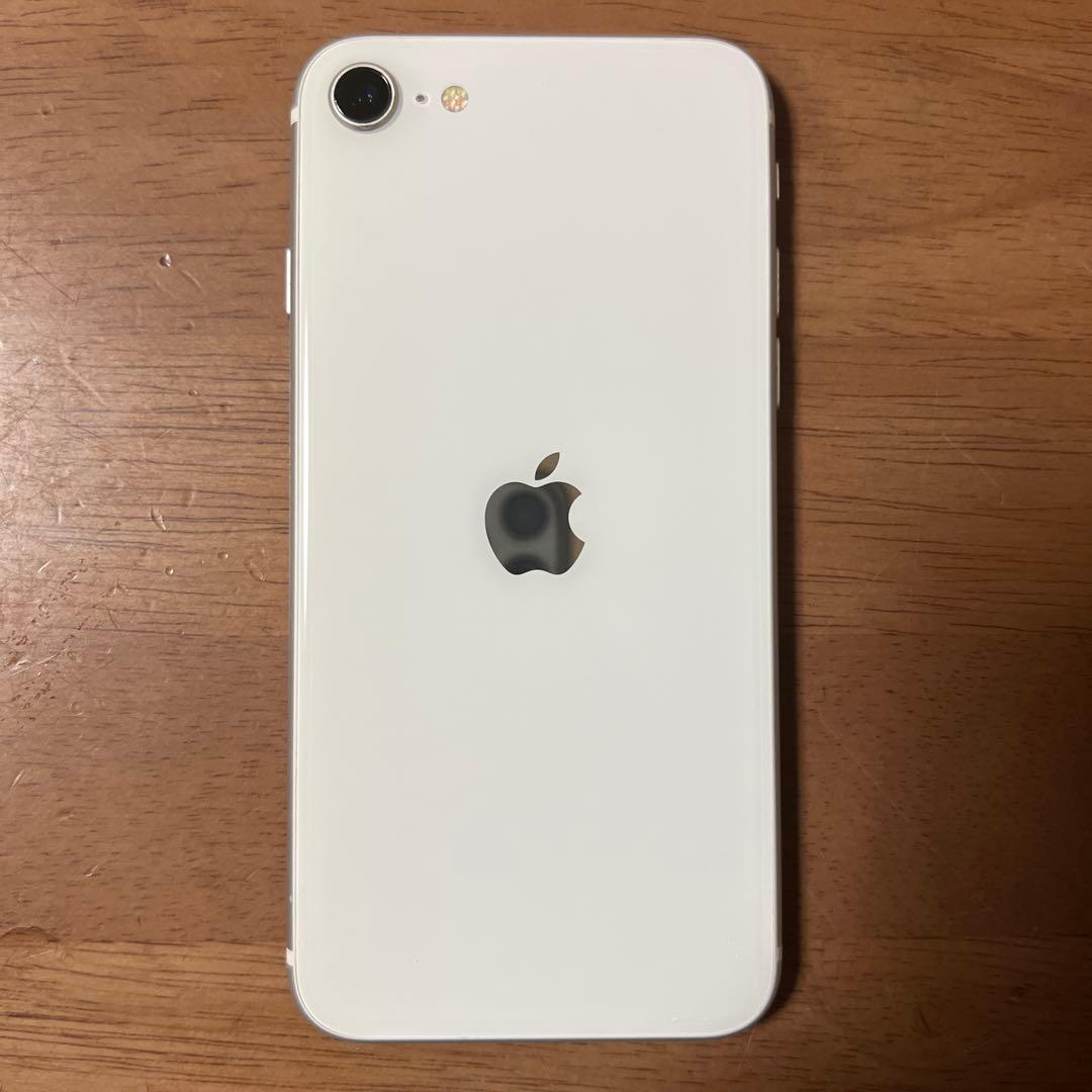 iPhone se 第二世代 64GB ホワイト simフリー　バッテリー85%